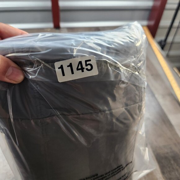 Mens Orvis size L Large Nylon Duck Down Outdoor Puffer Vest - Picture 10 of 10